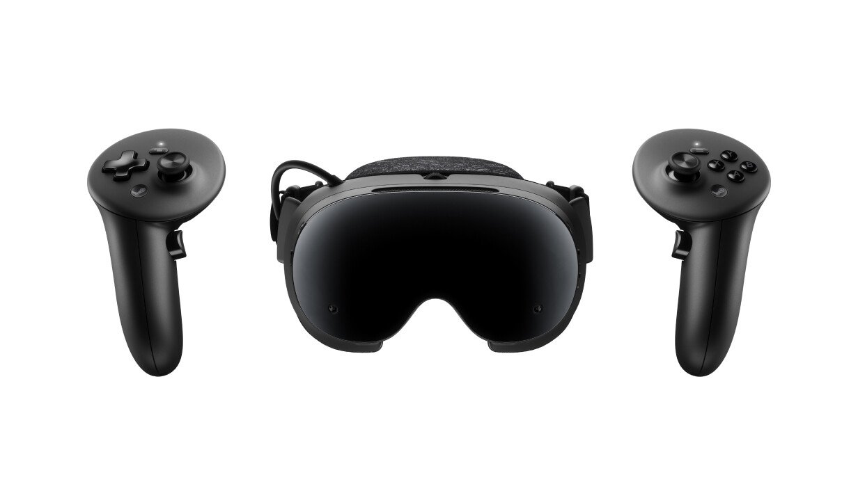 Steam Frame Is Here, PICO Space Pro Is Coming: Standalone VR Gets a New Generation 1 Valve Steam Frame headset with controllers